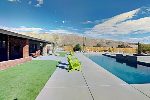 Desert Hot Springs Casa | Saguaro Gardens Desert Retreat