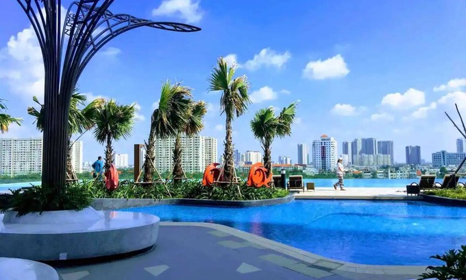 Thu Thiem Hotel | Saigon Skyline at The Sun Avenue