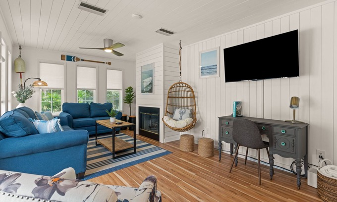 Jekyll Island Casa | Sail Away - Best of Jekyll w/ Beach Access!