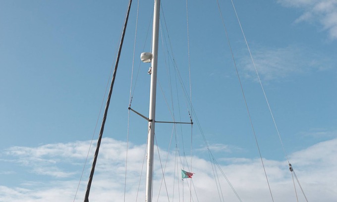 Albufeira Alquiler De Eote | Sail into Serenity: Discover Albufeira's Charm aboard Our Elegant Sailboat