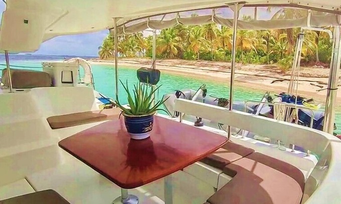 Carti Tupile Alquiler De Eote | Sail San Blas on a Private Crewed All-Inclusive Catamaran