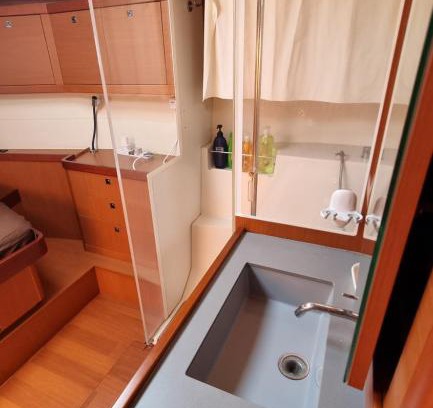 Bandar Puchong Jaya Alquiler De Eote | Sailboat Overnight
