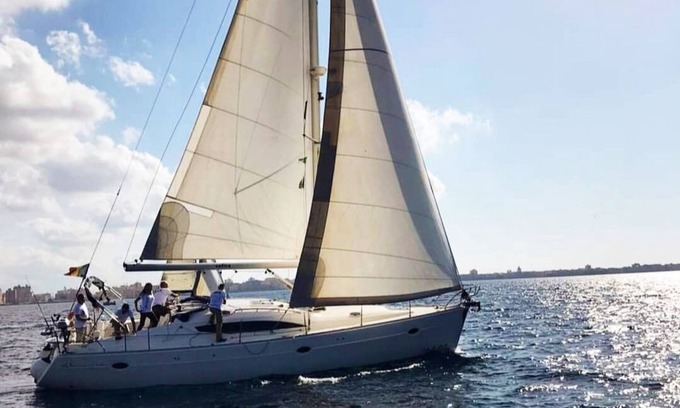 Skiathos Alquiler De Eote | Sailing between the Sporades Islands