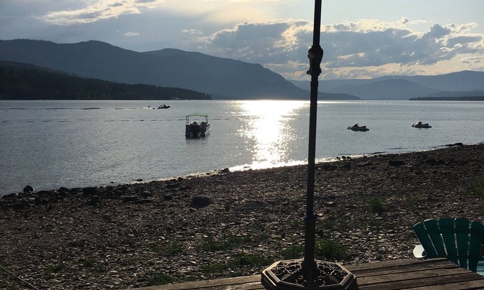 Blind Bay Casa | Vela Suite en el Sunny Shuswap!