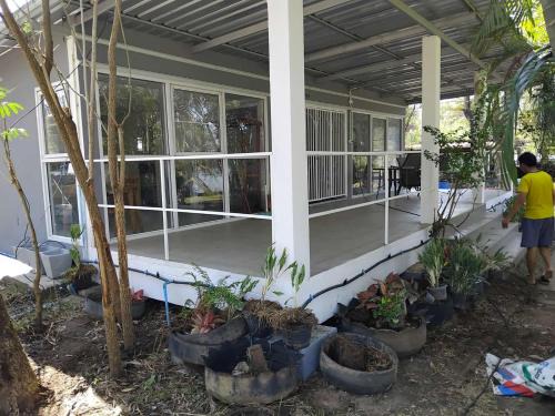 Sirindhorn Casa | Sainam Holiday Home
