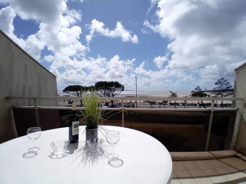 Saint-Georges-de-Didonne Apartamento | Saint Georges de Didonne - APPARTEMENT FACE à la PLAGE - Etoile de Mer