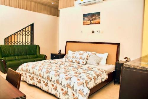 Tema Hotel | Saint GEORGES HOTEL AND EVENTS CENTER