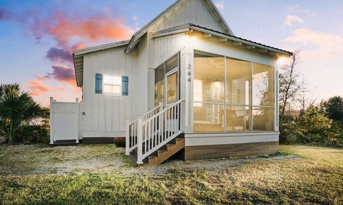 Port St. Joe Cabaña | Saint Joe Beach Mini Pearl