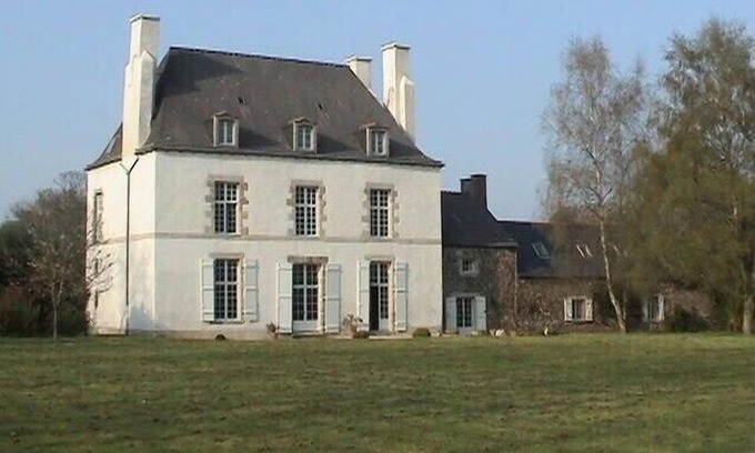 Saint-Jouan-des-Guerets Casa | St Malo 2km HISTORIC MANOR HOUSE sea campo eqT moderno tranquilo jardín tt confort