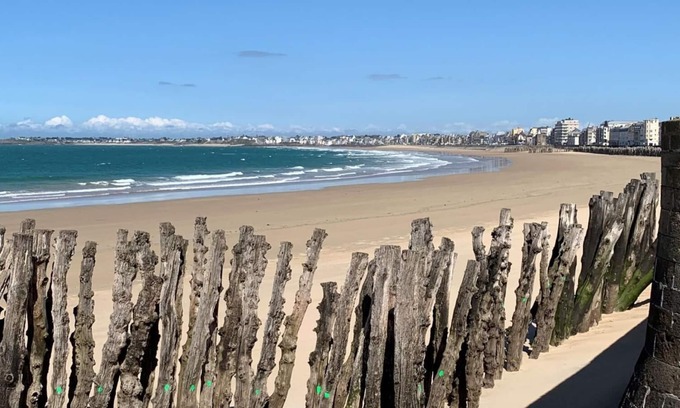 Parame Cabaña | Saint-Malo Gîte 3-7 people, walking distance to the beach and shops, 3 bedrooms wifi parking