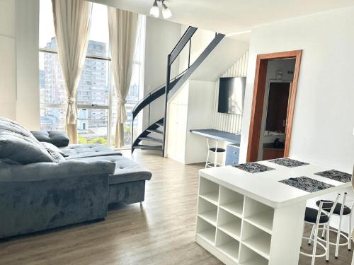 Czerniewicz Casa | Saint Sebastian Flat 506 - Com Hidro! até 4 pessoas, Duplex, no centro