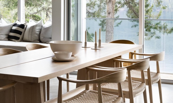 Madeira Park Casa | Sakinaw Lake Architectural Midcentury Modern Lakehouse