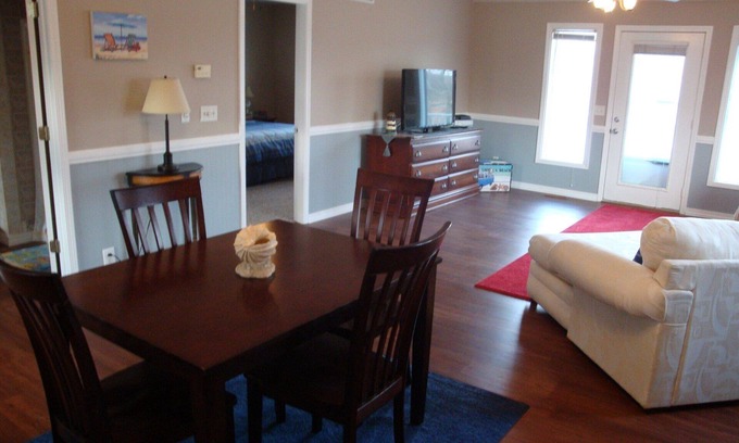 Sunrise Beach Casa | SAKS Apt 1 Bedroom 1 Bath, Sunset view!