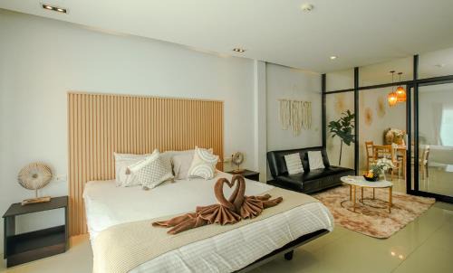 Thong Sala Apartamento | Sala Loft - Spacious King Bed - 4K SmartTV