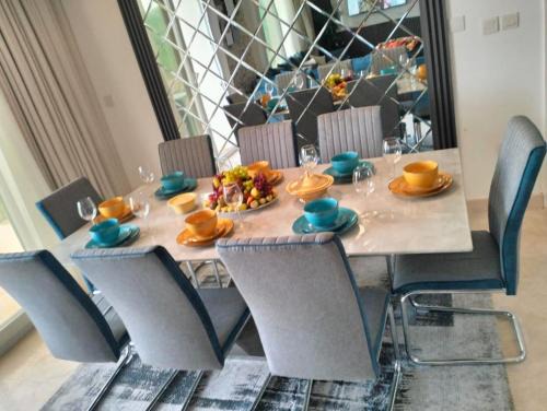 Salalah Chalet De Esquí | Salalah, Rotana Resort, Abu Badar Al Wahibi