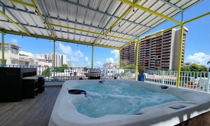 Sagrado Corazon Casa | Saldana Townhouse Rooftop