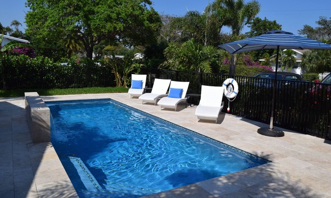 Highland Park Delray Villa | WALK-BEACH / DOWNTOWN-JUST 3-BLKS-PRIVATE VILLAS ALL 7 R So-Beautiful-Leer comentarios