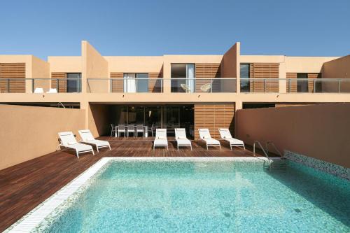 Salgados Villa | Salgados Premium Beach Villa by DA'Home