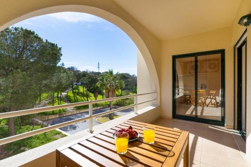 Salgados Apartamento | Salgados Sunny Beach Apt - 7 min walk from Beach
