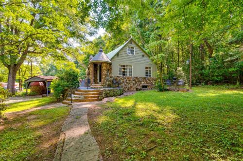 Salisbury Casa | Salisbury Cottage about 7 Mi to High Rock Lake!