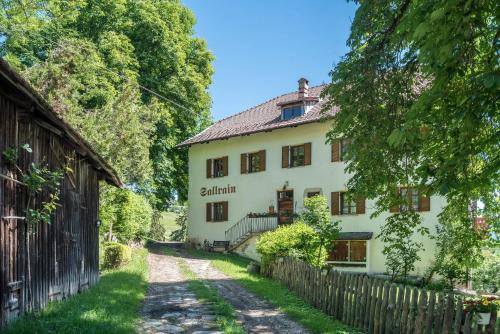 Collalbo Apartamento | Sallrain Hof Apartment 1