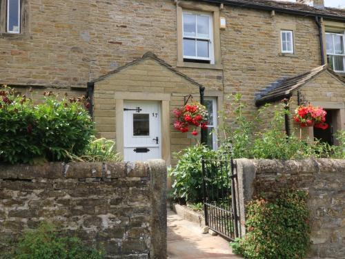 Carleton Casa | Sally's Cottage