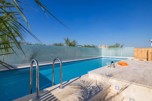 Ghaxaq Apartamento | Salmar Court Holiday Apartments with Pool