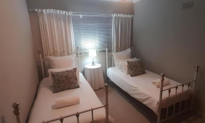 Beaufort West Apartamento | Salt and Pepper Garden Cottage