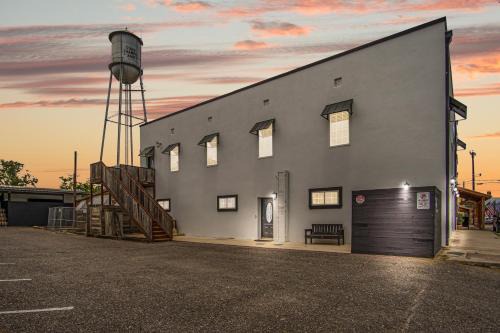 Bandera Casa | Salt Block - Santa Fe Suite 5