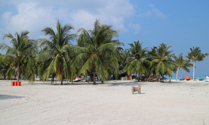 Hanimaadhoo Casa | Salty Beach House