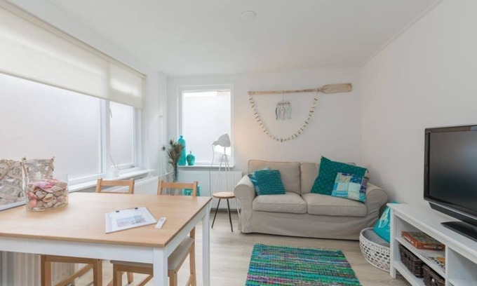 Noordwijk Cabaña | Salty Beach House near Beach and city centre