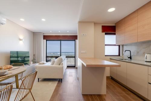 Carreco Apartamento | Salty Escape by Portugal Active