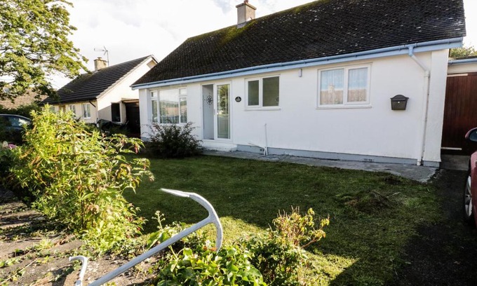Benllech Casa | Salty Puffin