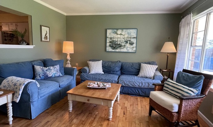 Fulton Casa | Salty Shores in Rockport TX, Sleeps 10