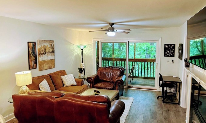 Columbia Condominio | Saluda Retreat - A Quiet Riverfront Stay Minutes from Downtown Columbia