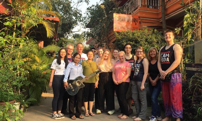 Wat Bo Area Casa | Sam So Guesthouse