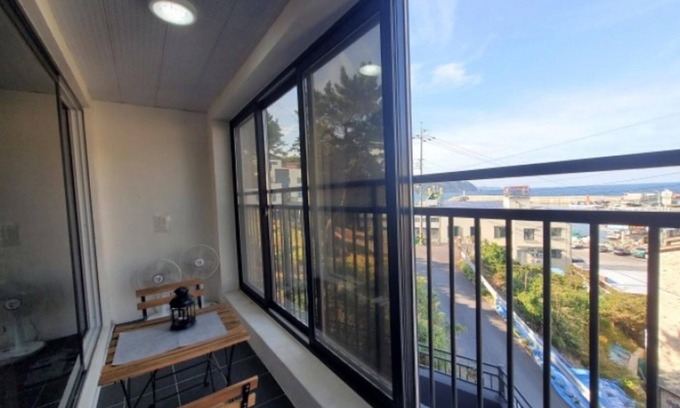 Samcheok Casa | Samcheok Bada Yeoul Pension