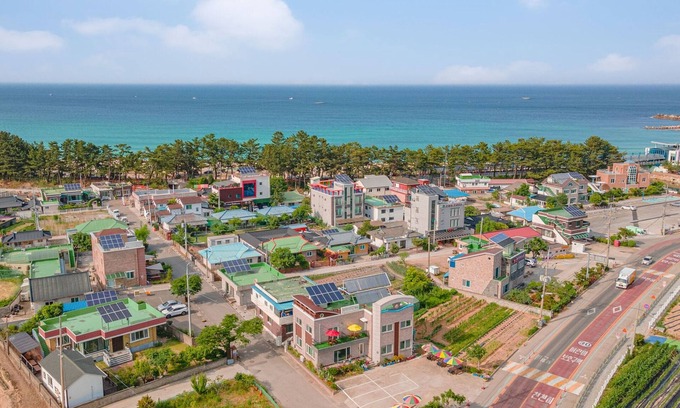 Samcheok Casa | Samcheok Badayeohaengpension