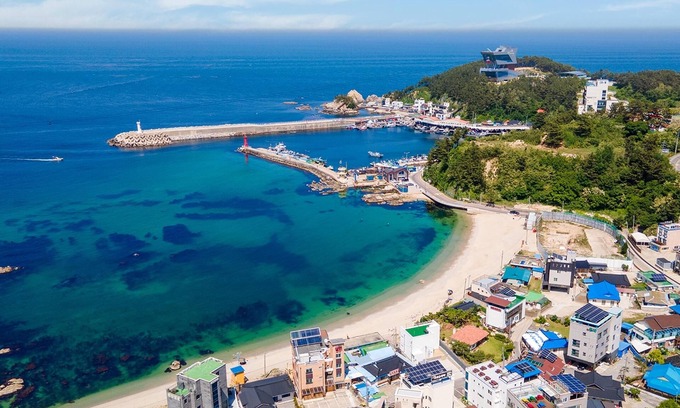 Samcheok Casa | Samcheok Jangho Sanho Pension