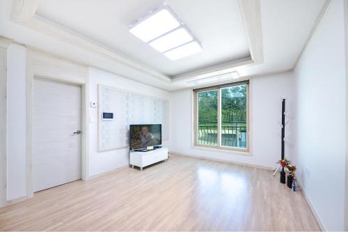 Samcheok Casa | Samcheok Jisu Pension