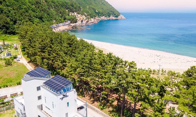 Samcheok Casa | Samcheok Migaloo Pool Villa Pension