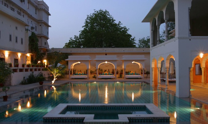 Amer Fort Road Hotel | Samode Haveli