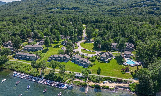 Gilford Condominio | Samoset Landing - Condo on Lake Winnipesaukee