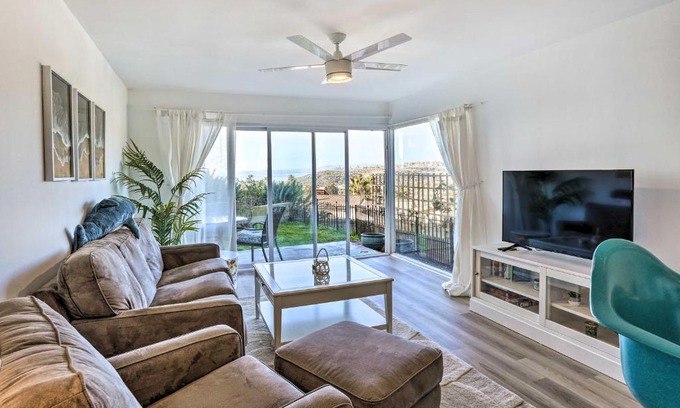 San Clemente Apartamento | San Clemente Condo with Gorgeous Views Near Beach!