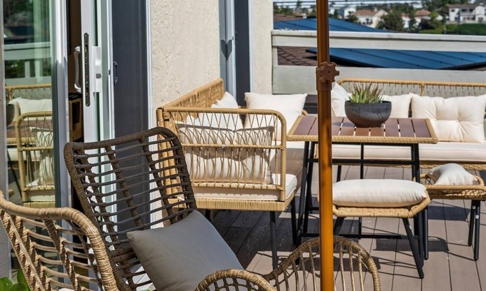 Loma Portal Casa | San Diego Coastal Home With Downtown Views! 5 Bedroom Home by RedAwning
