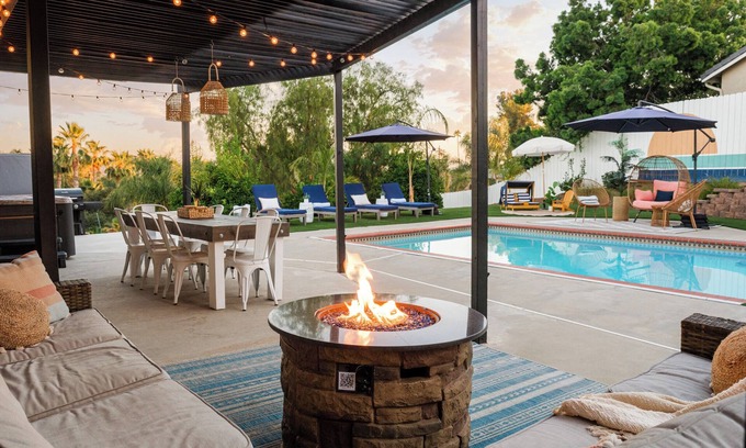 Granite Hills Casa | San Diego Haven | Heated Pool | Hot Tub + More!, San Diego Haven Whole Home with Heated Pool