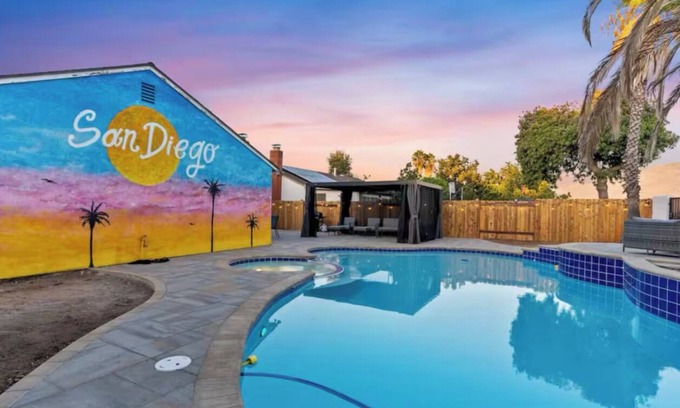 La Presa Casa | San Diego Lakeview Paradise: Heated Pool & Spa!