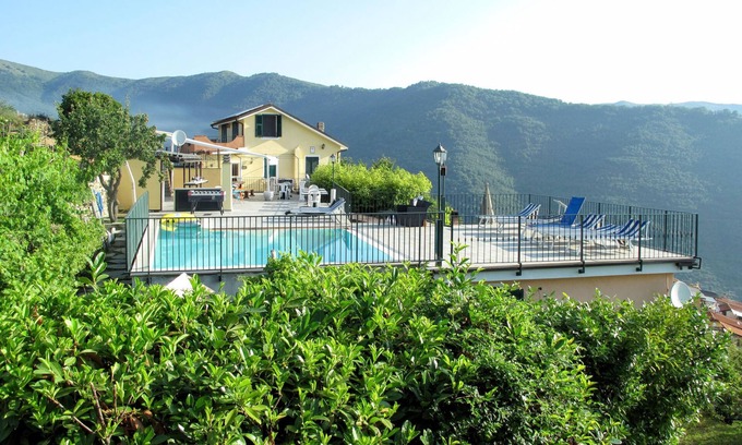 Valloria Casa | San Giuseppe (VLO210) by Interhome