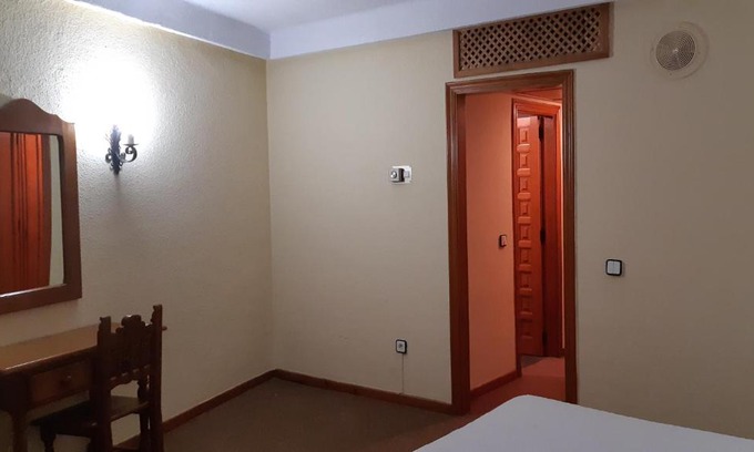 Llanaves de la Reina Casa | San Glorio