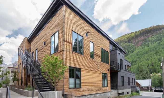 Telluride Casa | SAN JUAN 103 AT TRANSFER by Exceptional Stays